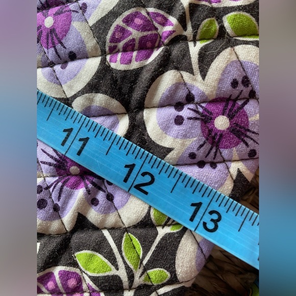 Very Bradley Plum Petals Tote bag EUC - Picture 6 of 11